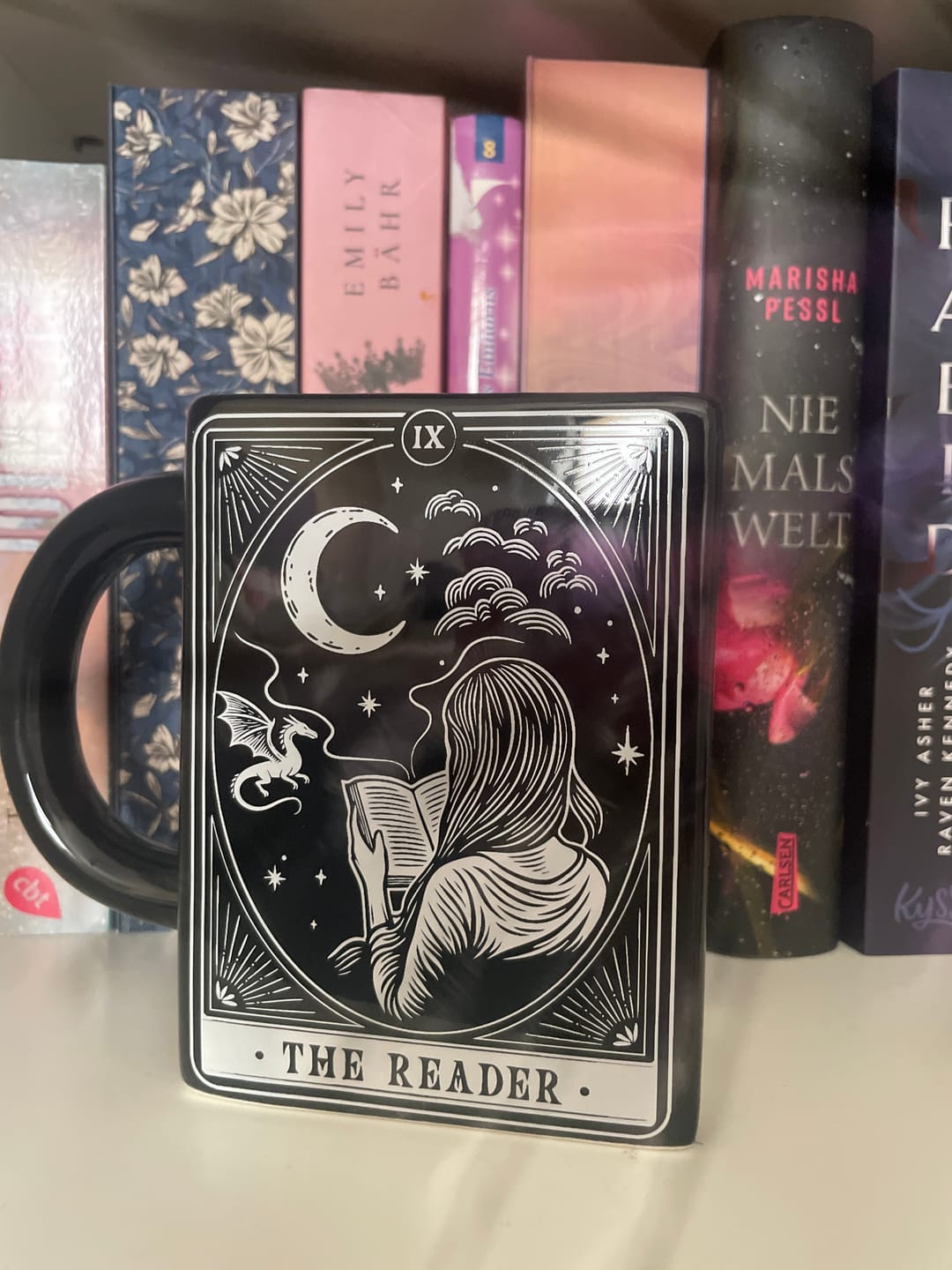 Customer photo review of Mondleserin Zauberbuch Tasse in Buchform - Tarot Design The Reader