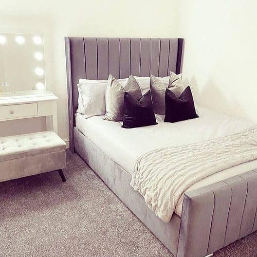Customer photo review of Piper Stripe Panel Lined Bed