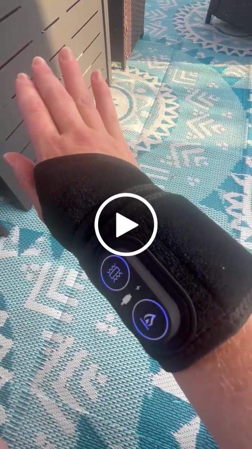 Customer video review of ZyaVie™ 3-in-1 Red Light Wrist Wrap