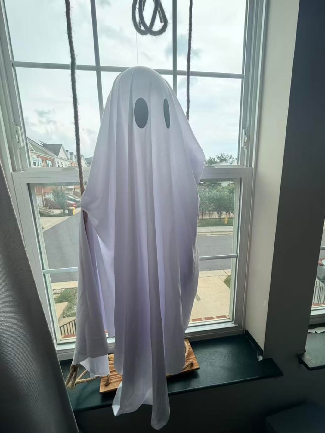 Customer photo review of ROXEIN™ GlowSwing Ghost