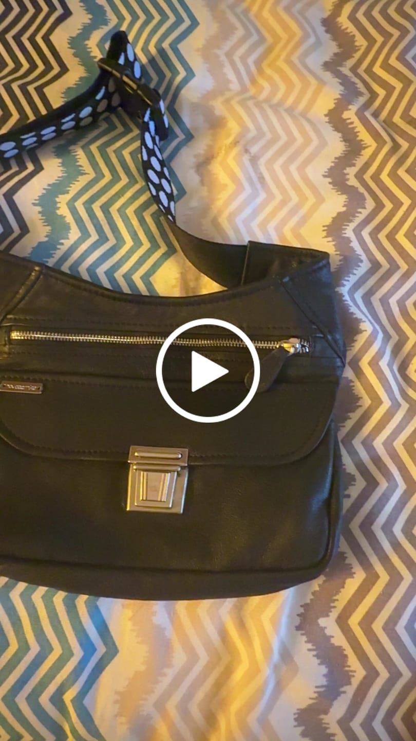 Customer video review of Riñonera "Special Black Top” + Bolsillo trasero · Piel · Pieza Única Núm. 19440