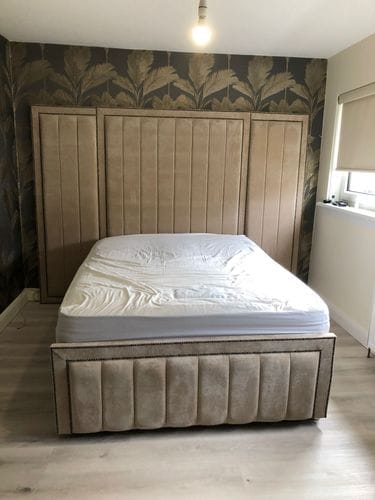 Customer photo review of Harold Wide Headboard Panelled Stripe Bed