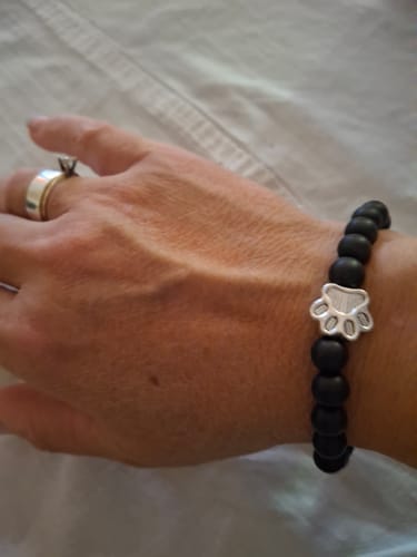 Customer photo review of Pulsera de Esperanza