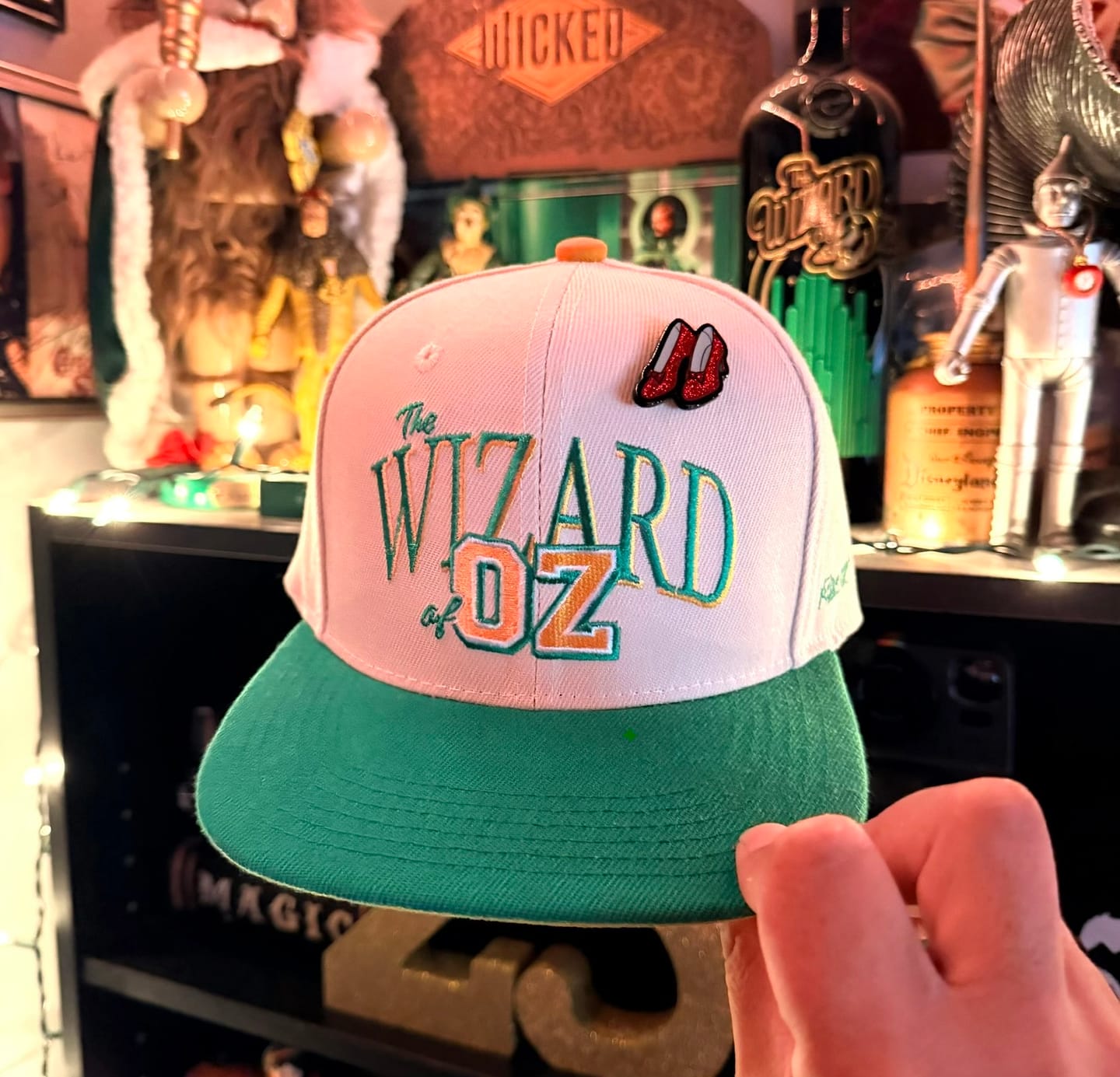 Customer photo review of The Wizard of Oz™ "Emerald City" – TLB Hat