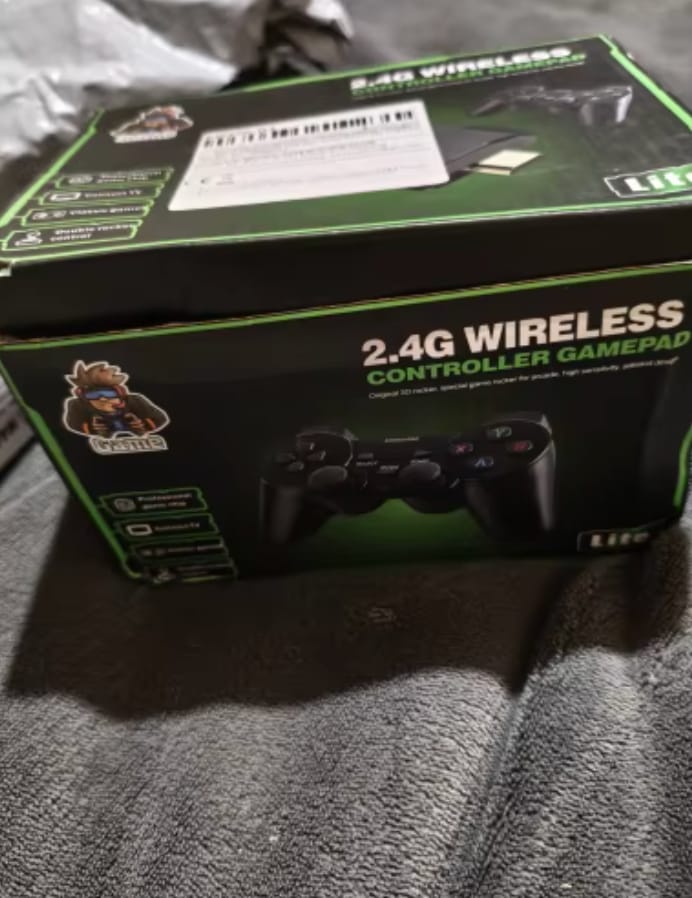 Customer photo review of Consola Retro con 20.000 Juegos Clásicos
