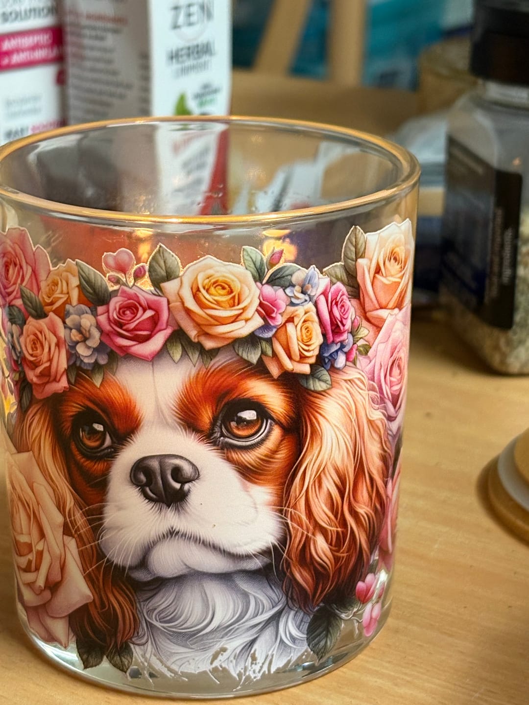 Customer photo review of Cavalier King Spaniel Brown Roses Xlarge Candle