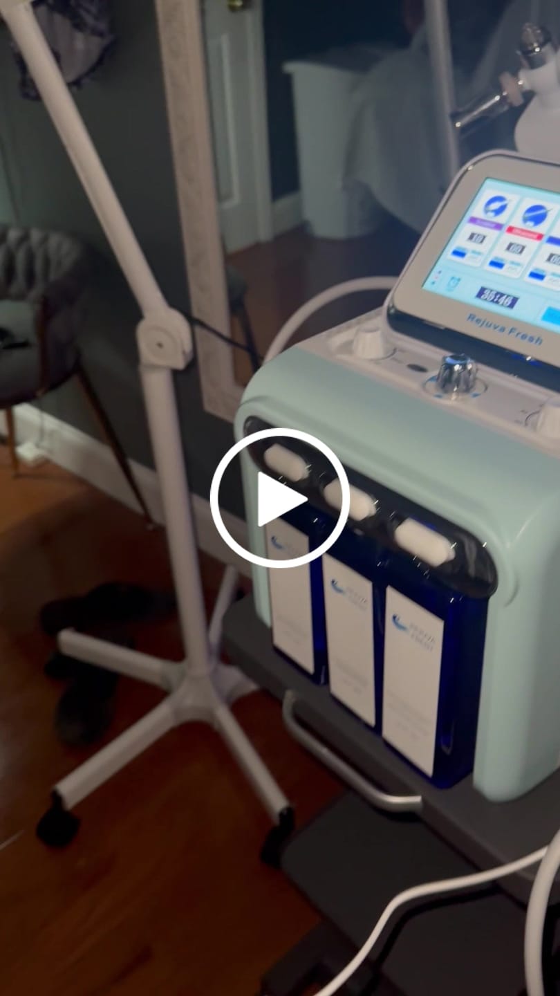 Customer video review of Rejuva Fresh® 7 in 1 Professional Hydro Dermabrasion Machine Upgraded