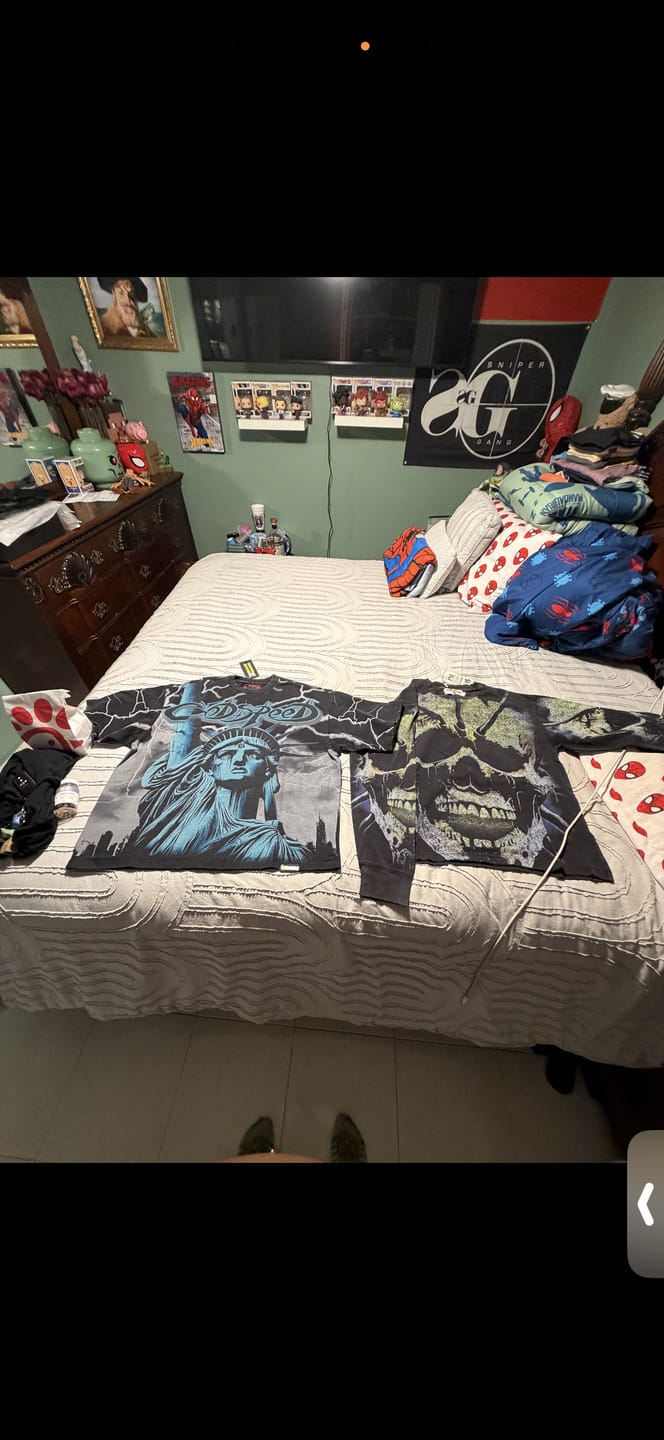 Customer photo review of Godspeed Voltage Tee Black/Wolf Grey