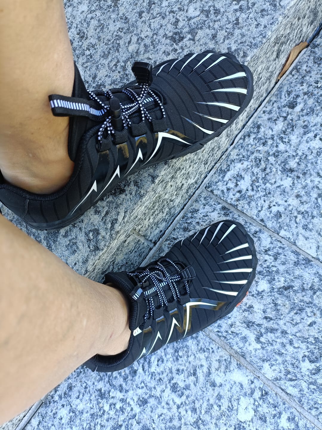 Customer photo review of Trail-Barfussschuh