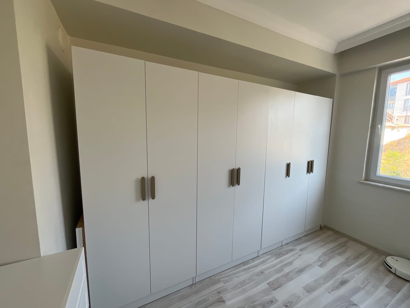 Customer photo review of Rani BA153 Modüler Gardırop 7 Kapaklı Raflı Askılı Modüler Dolabı Beyaz