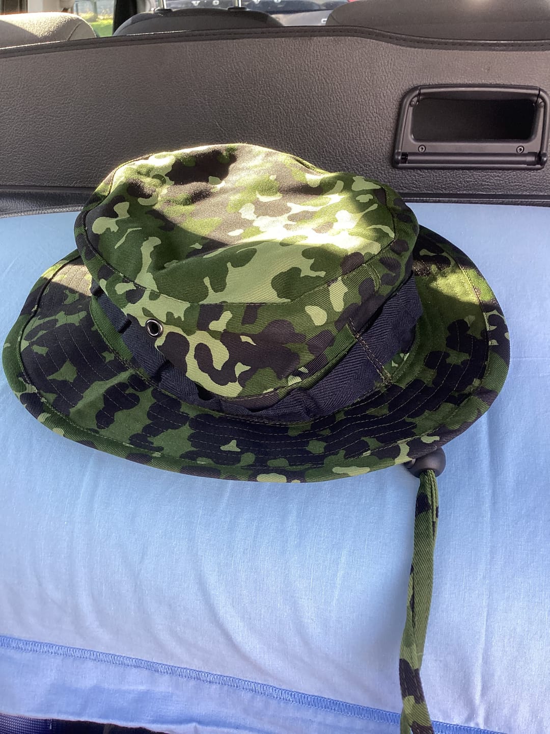 Customer photo review of Original Danish Military M84 camo boonie hat summer tropical cap wide brim NEW