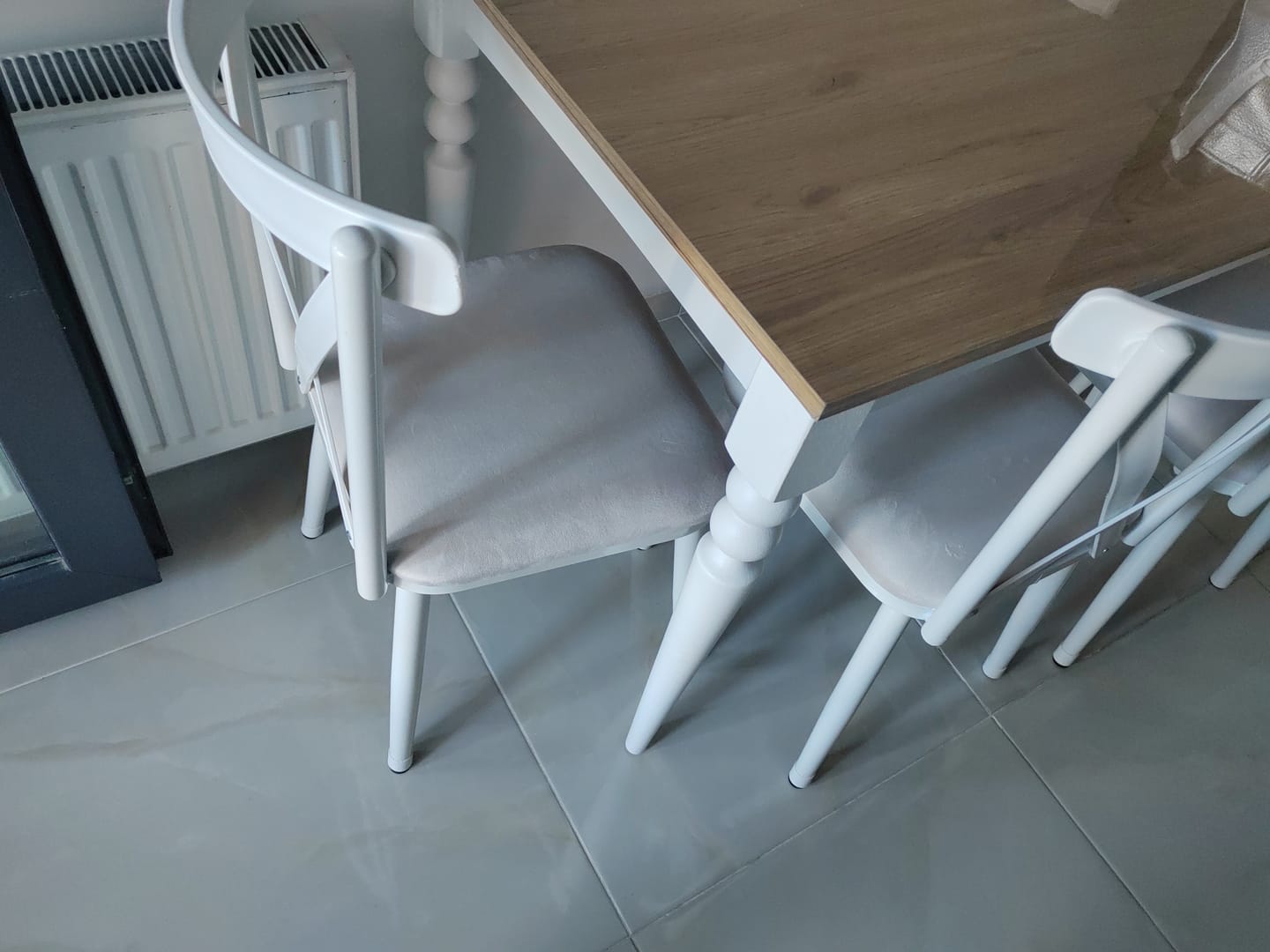 Customer photo review of Rani JC120 Mutfak Masa Sandalye Takımı Sepet Ceviz - Beyaz