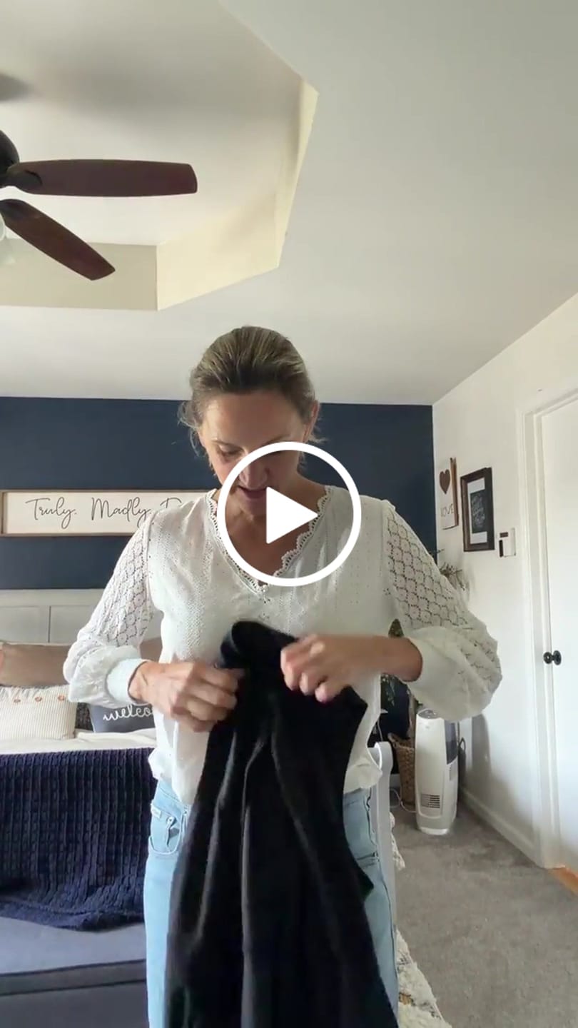 Customer video review of Carefree Long Vest (Reviewers)