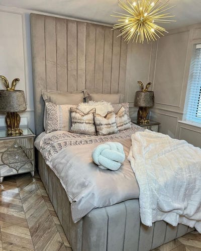Customer photo review of Pilmore Grand Deluxe Stripe Line Bed