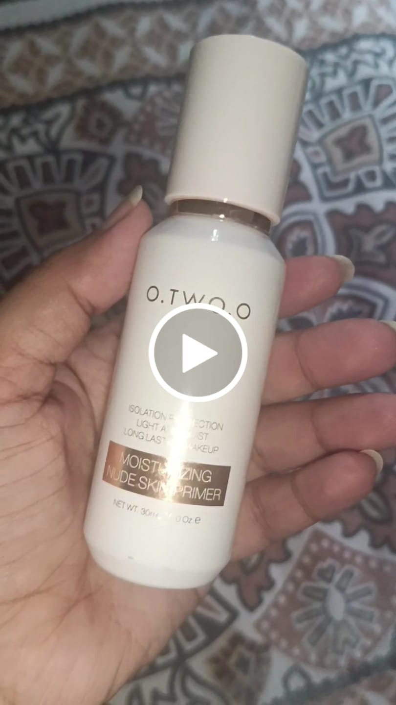 Customer video review of O.TWO.O MOISTURISING NUDE SKIN PRIMER