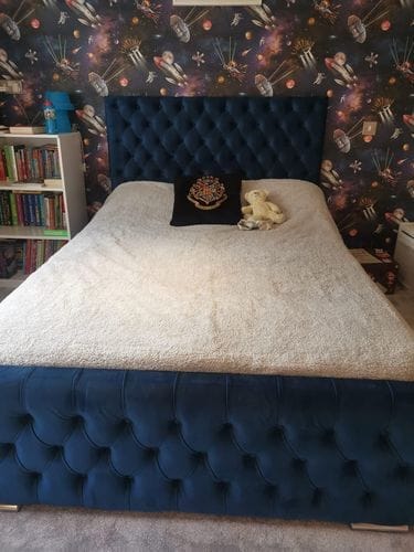Customer photo review of Elijah Chesterfield Upholstered Fabric Bed