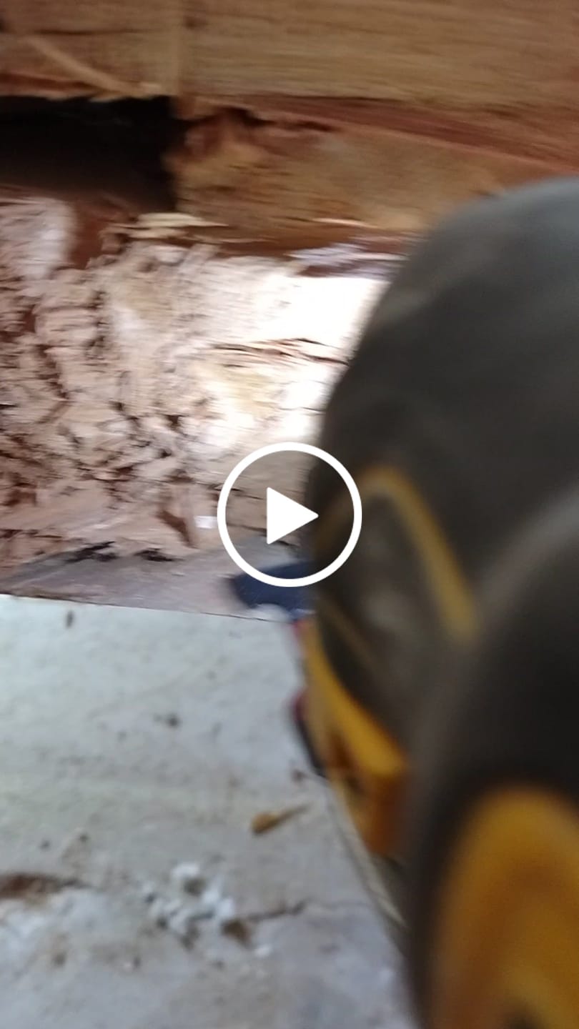 Customer video review of EZARC Obsidian Carbide Muti-Material Oscillating Saw Blades for Metal, Nails, Wood, Plaster, Drywall and PVC(3pcs)