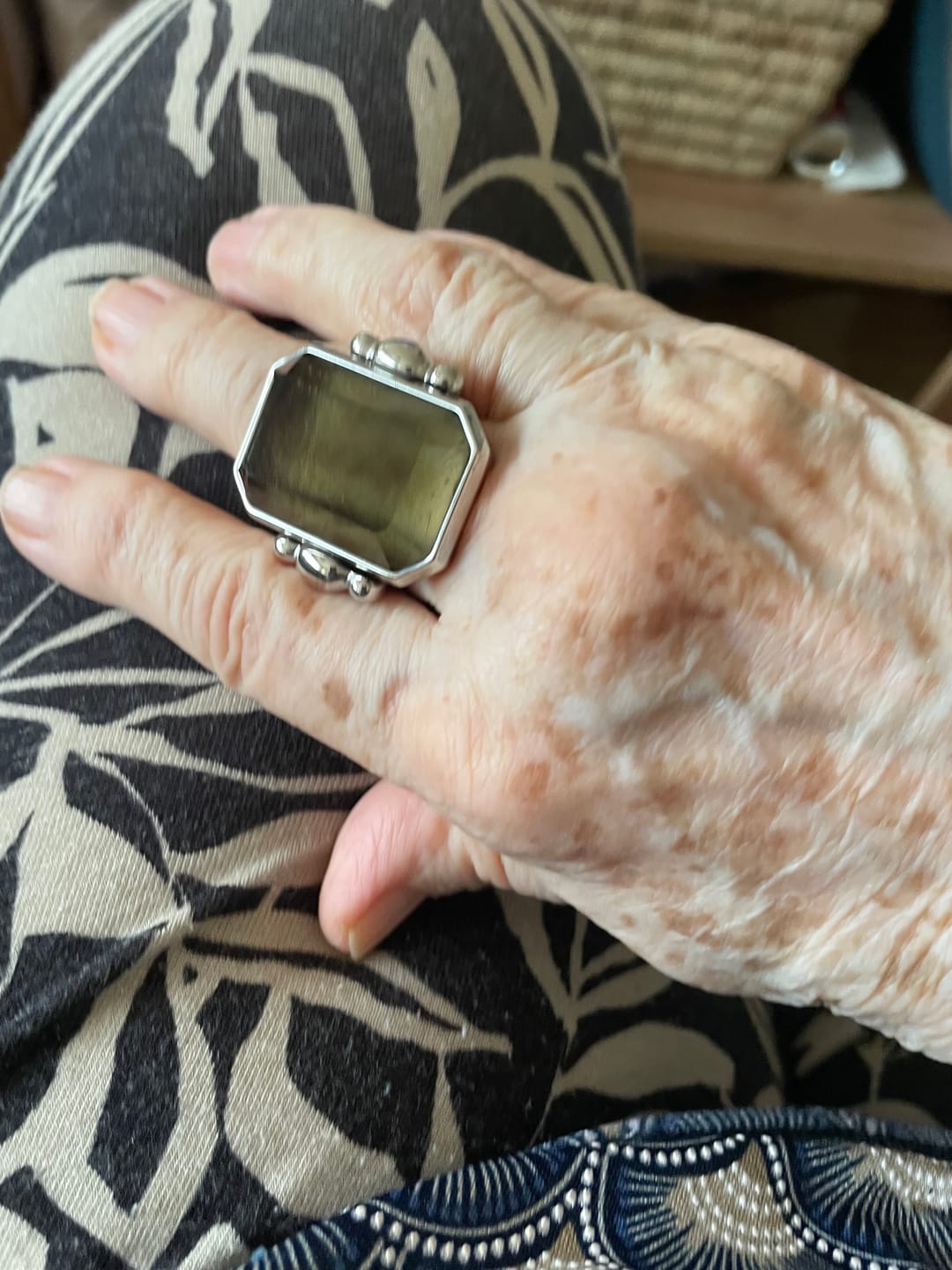 Customer photo review of Marique French Vintage Noir Ring