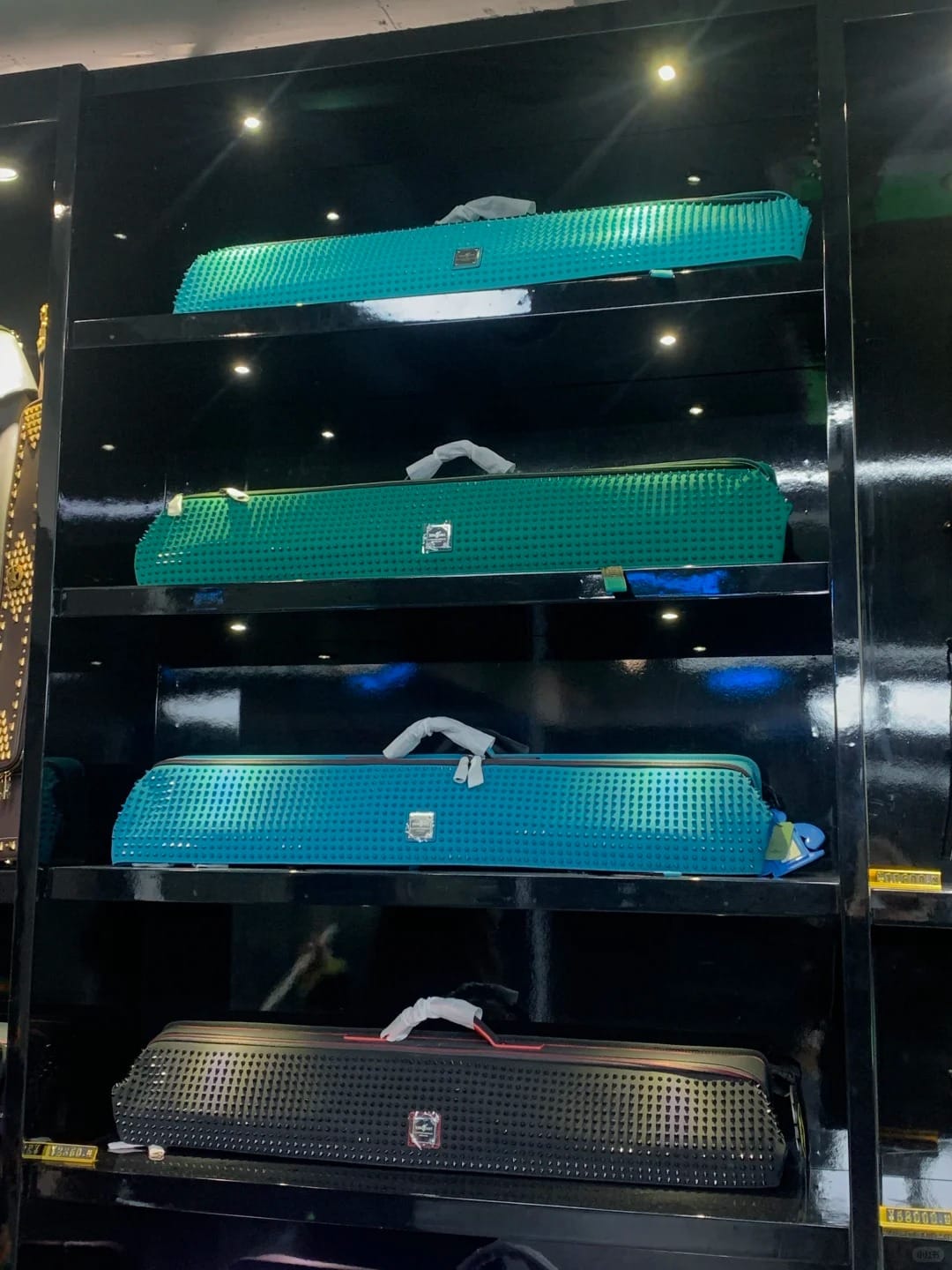 Customer photo review of Lizard Loverat Series Cue Case 3B4S
