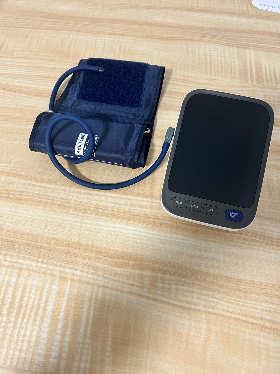 Customer photo review of Blutdruckmessgerät V8 Ultra — Next-Gen Präzisionssensor für klinisch genaue Messungen