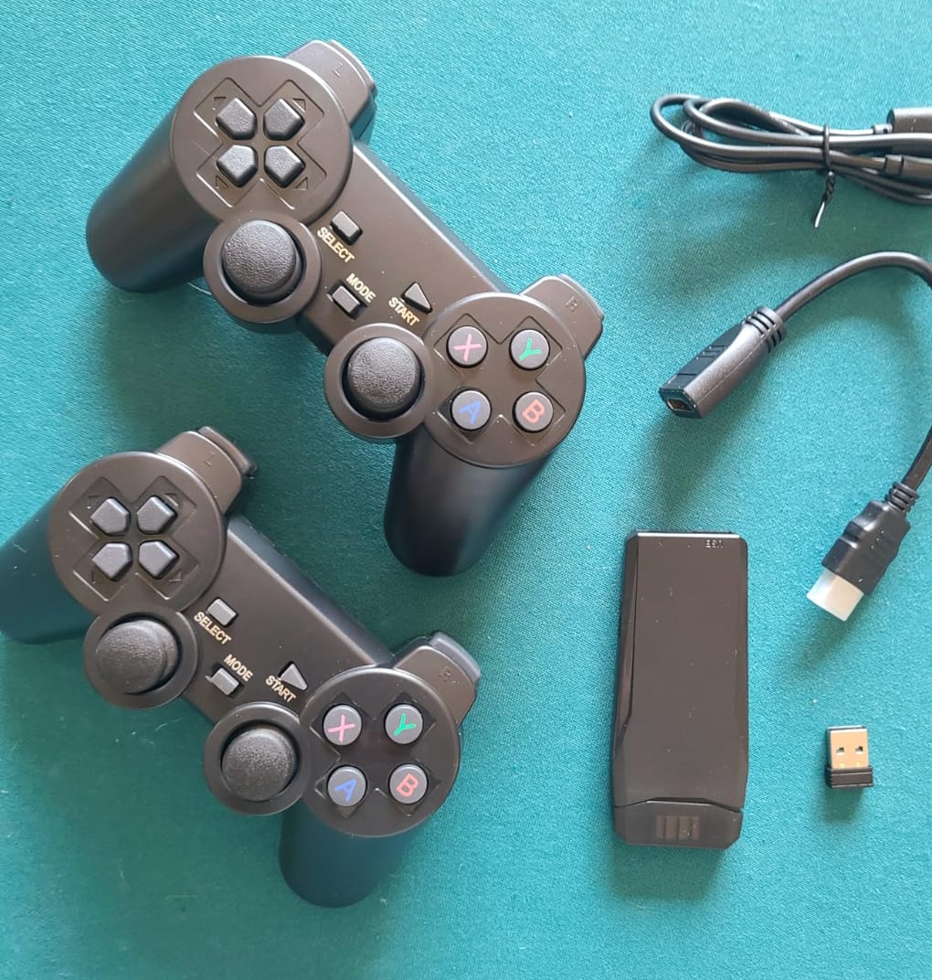 Customer photo review of Consola Retro con 20.000 Juegos Clásicos