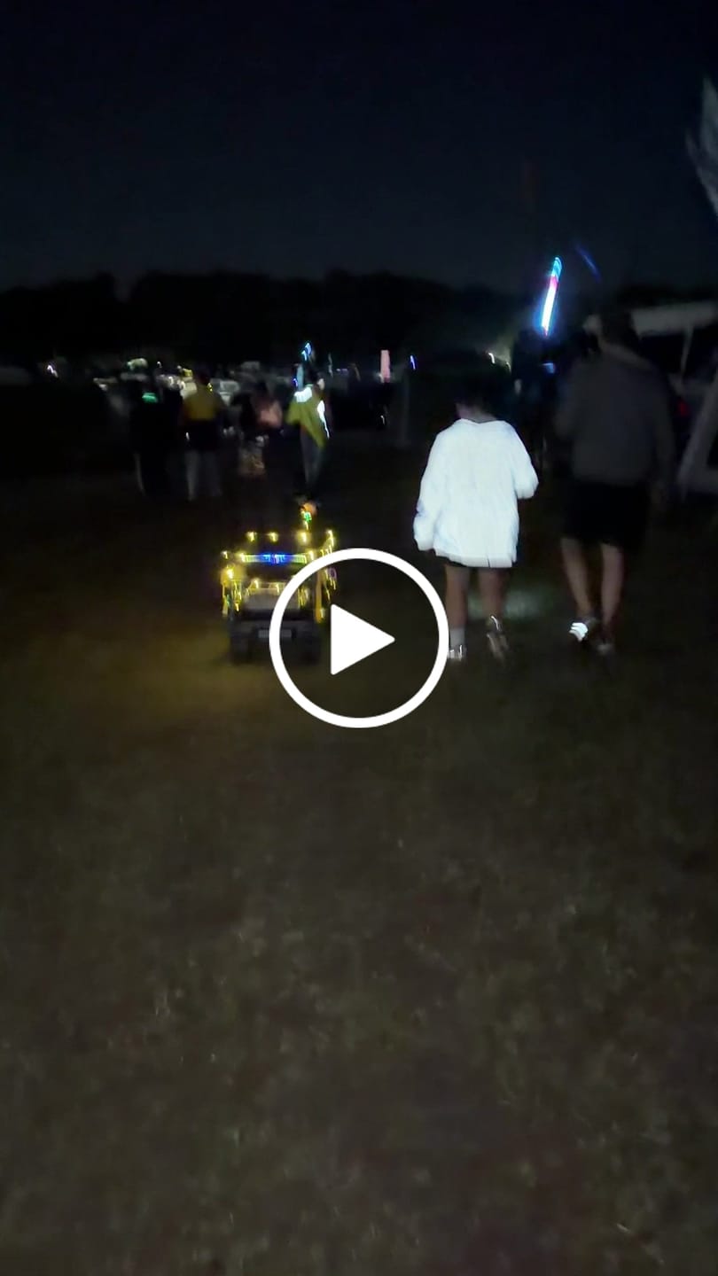 Customer video review of BougeRV Electric Foldable Utility Camping Wagon with Power Bank