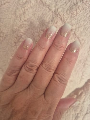 Customer's Babyboomer Nude Sparkle UV Gel nail wraps on hand, showing glittery nude gradient.