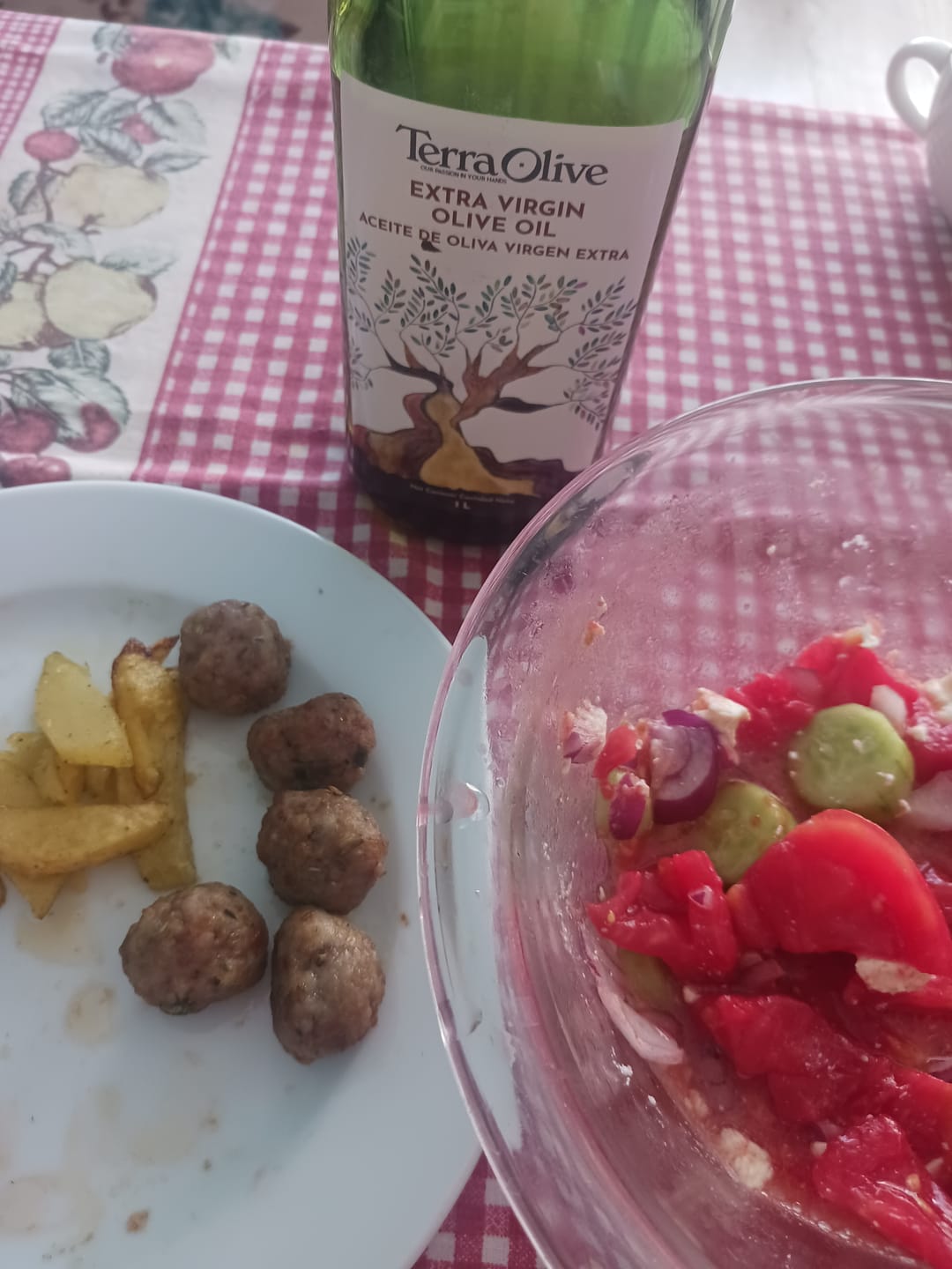 Customer photo review of Маслиново масло TerraOlive 1 л