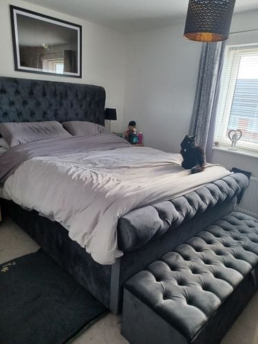 Customer photo review of Everleigh Chesterfield Scroll Sleigh Bed