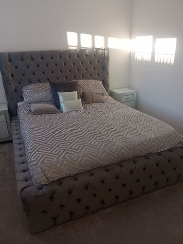 Customer photo review of Aubrey Thick Round Winged Bed