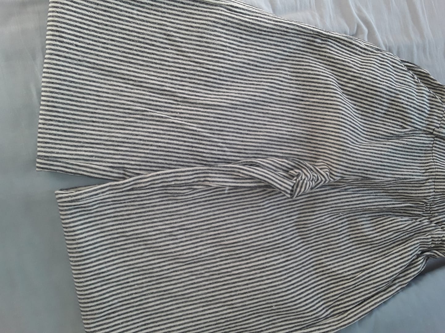 Customer photo review of Pantalon Tino - Toile de coton rayé camel/noir