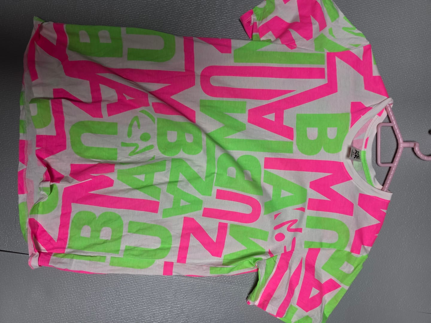 Customer photo review of Dale-Z Unisex Crew Neck Tee - White/Green