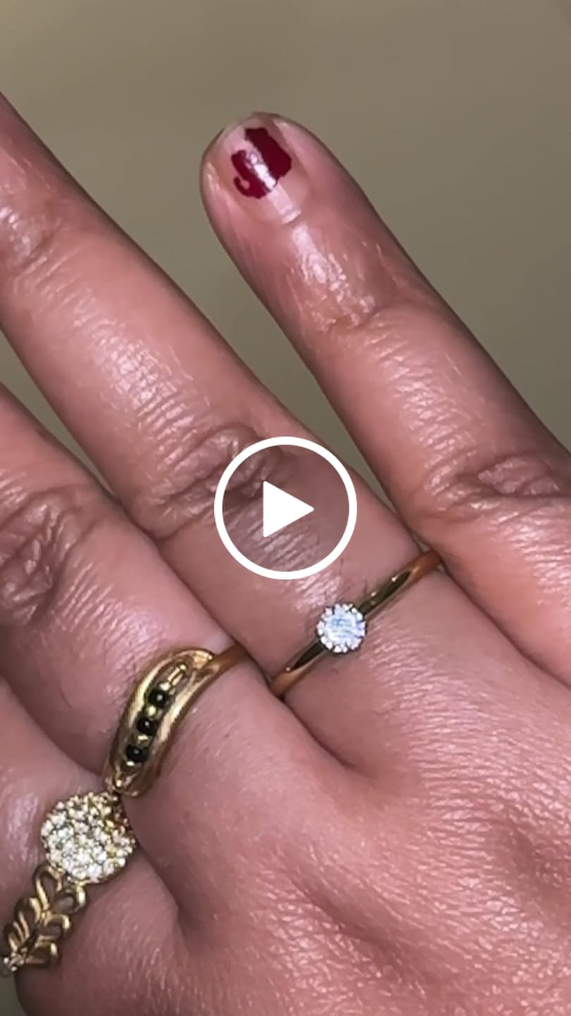 Customer video review of Mini Solitaire Ring