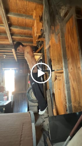 Customer video review of Signature Wideleg Sweats