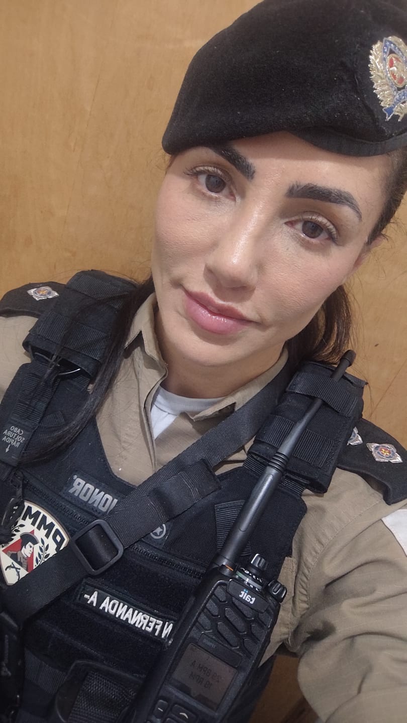 Customer photo review of Base Líquida FIX - Vizzela
