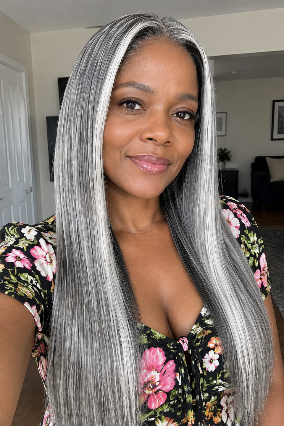 Customer photo review of Luvwin 13x4 Silky Salt & Pepper Long Straight Silver Wig 100% Human Hair