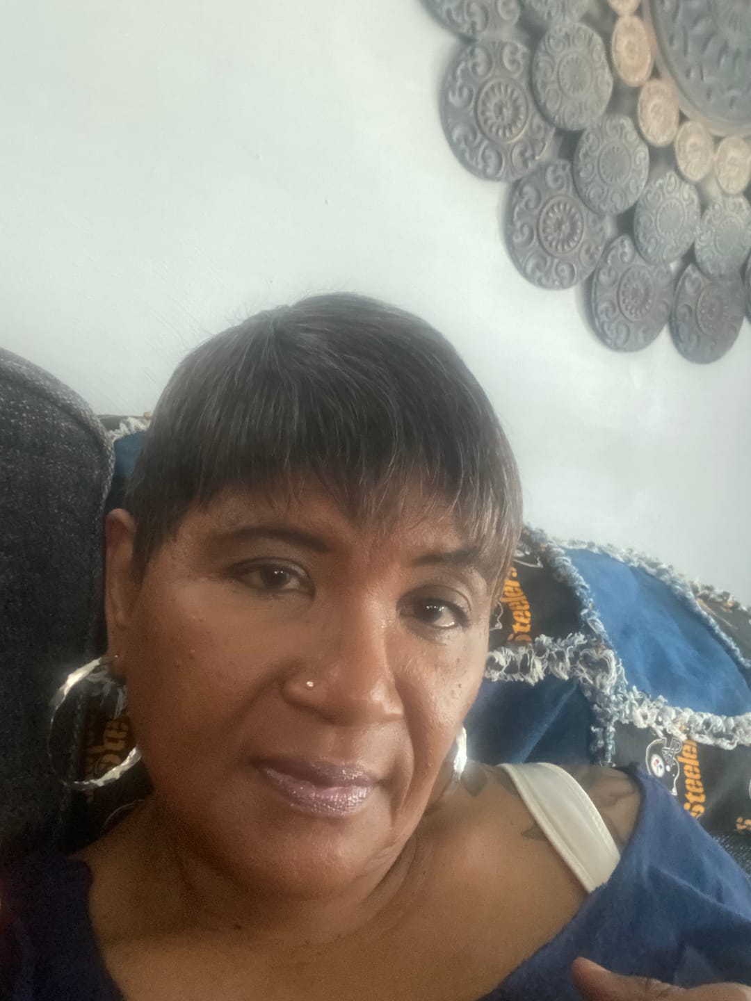 Customer photo review of LUCKY - Motown Tress Synthetic Wig