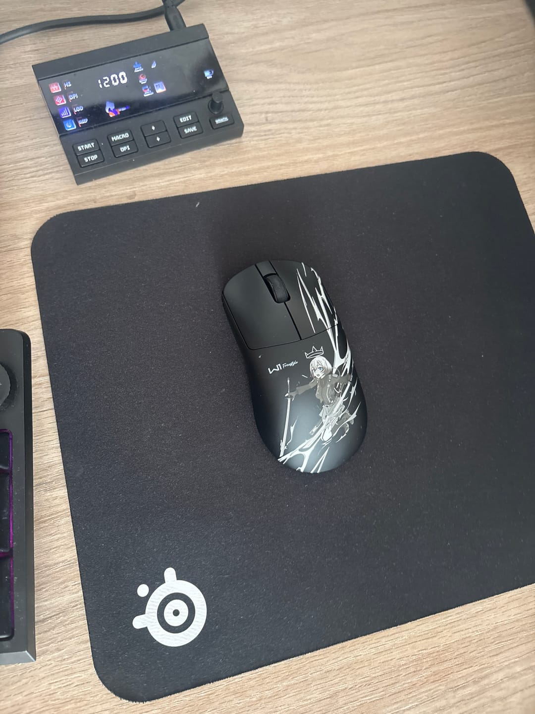 Customer photo review of Wraith W1 Wireless Mouse