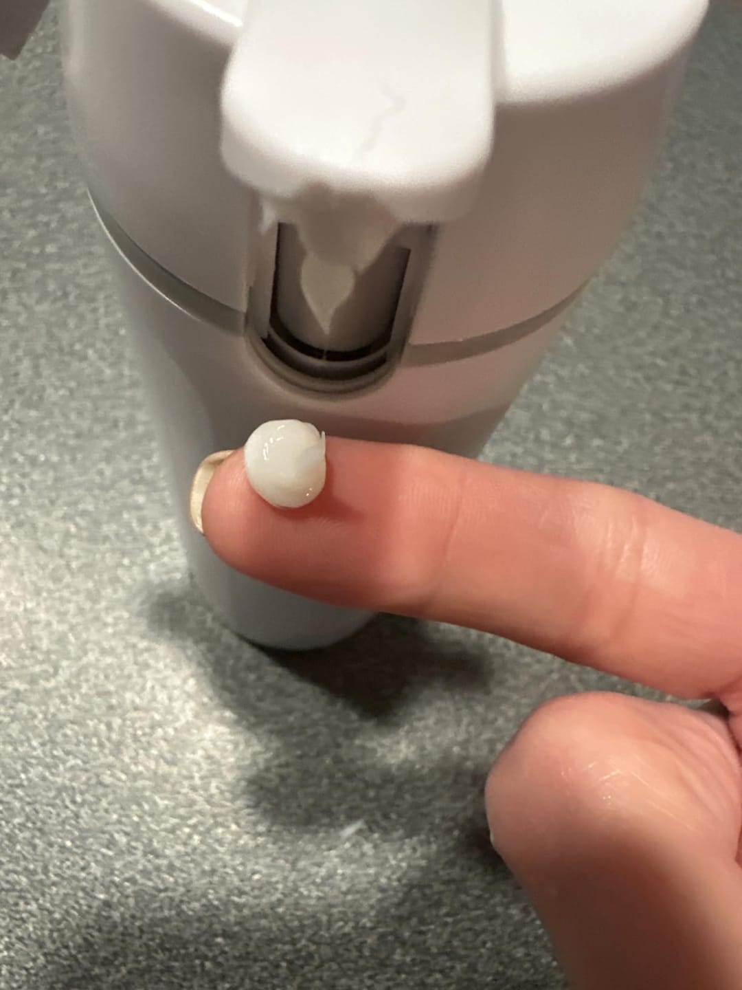 Customer photo review of VIRELO™ 4-in-1 Travel Bottle