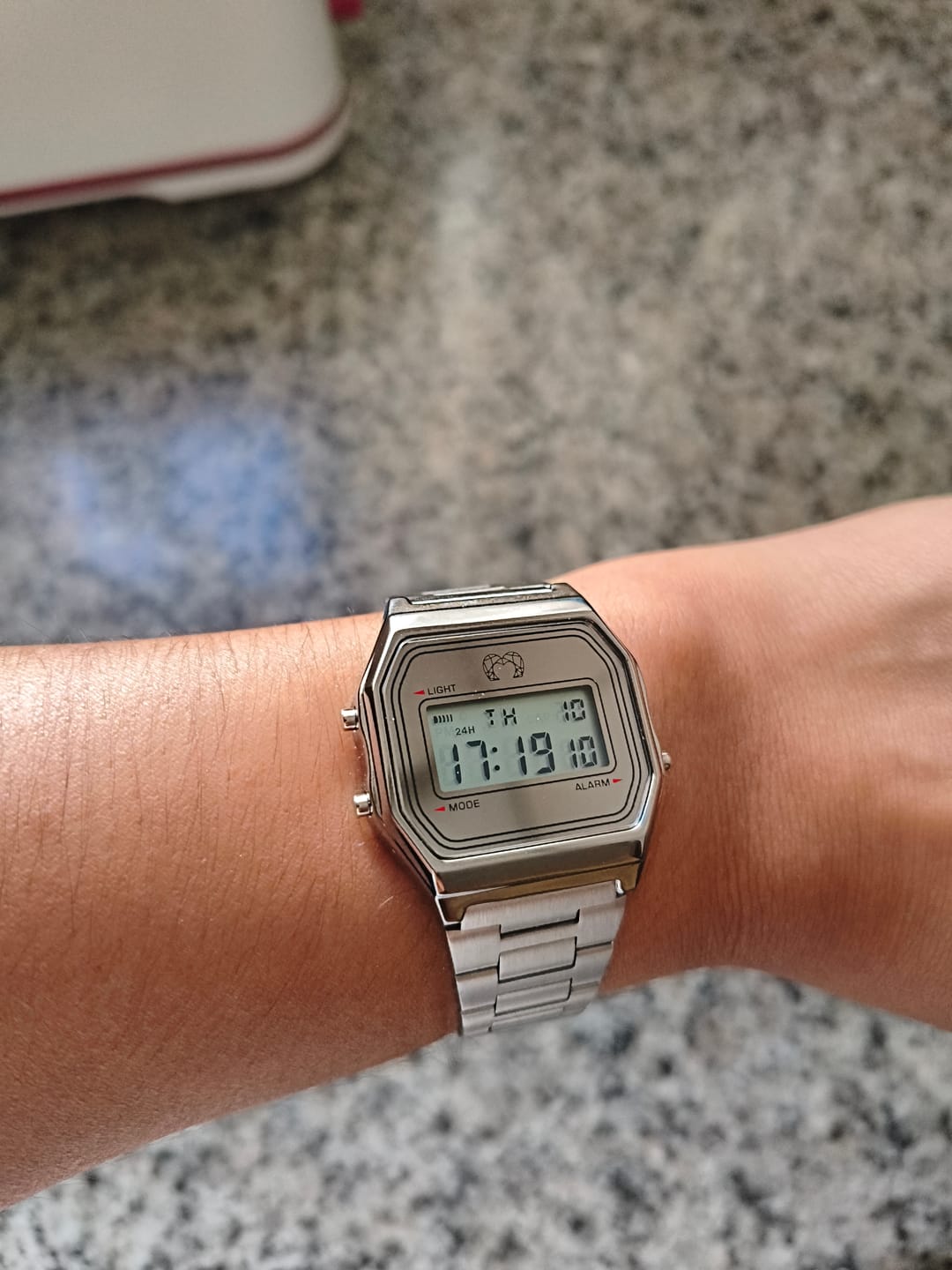 Customer photo review of Reloj Digital Vintage ~ Plata