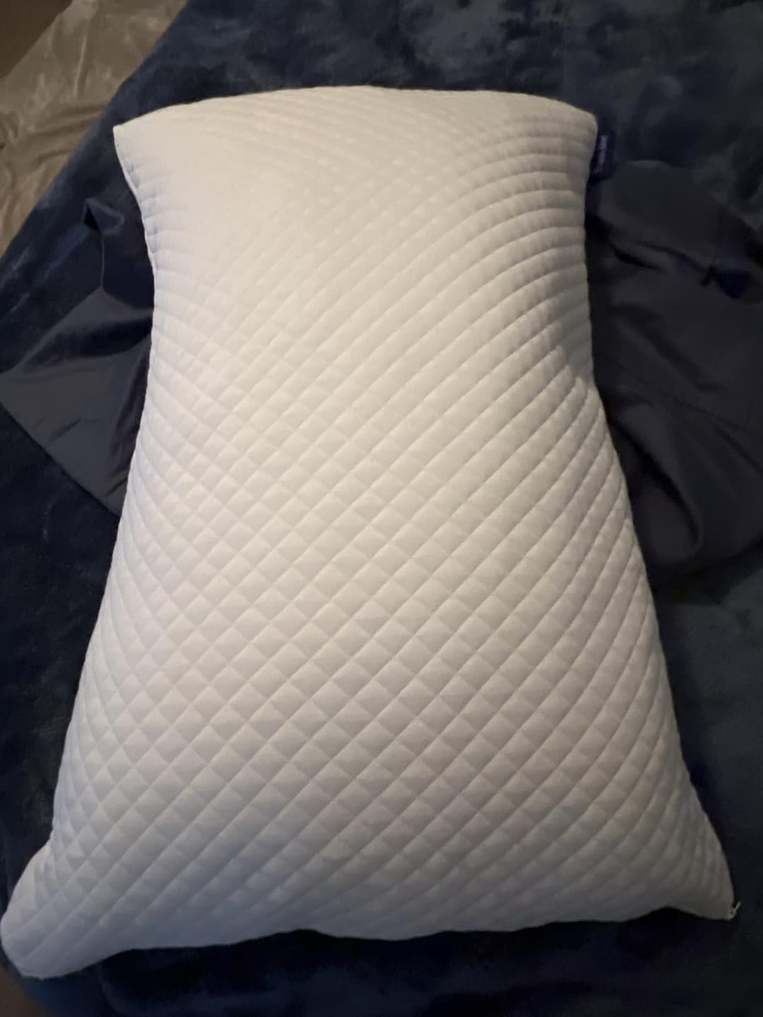 Customer photo review of Höhenverstellbares Memory-Foam-Kissen FlexCloud