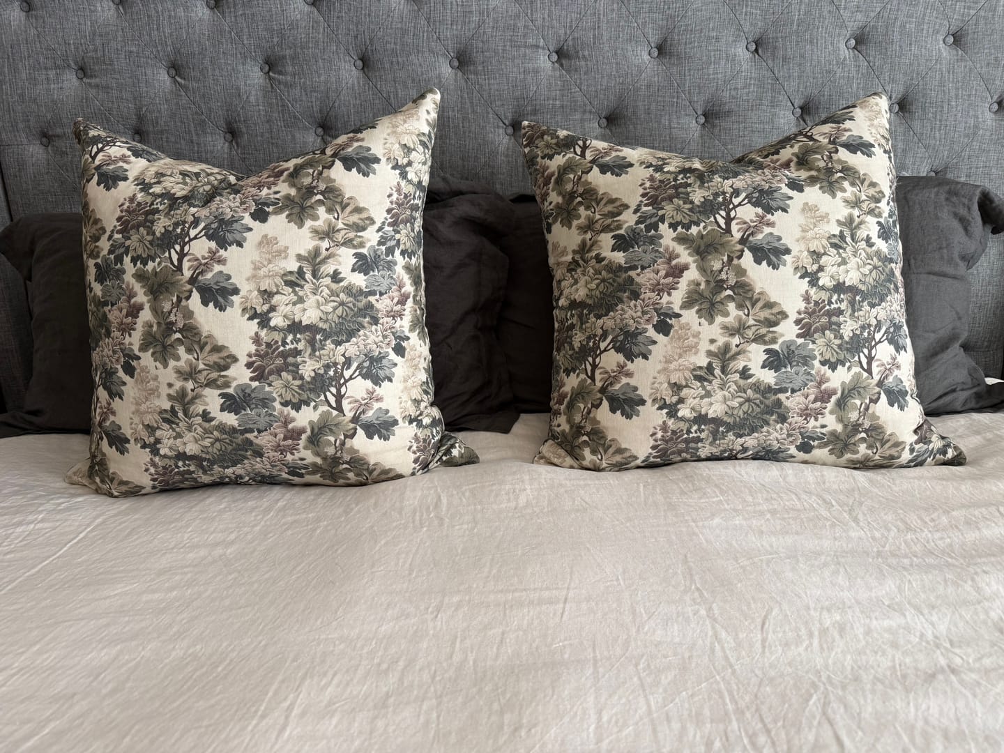 Customer photo review of Fable - 18" | 22" | 26" | 12x20"