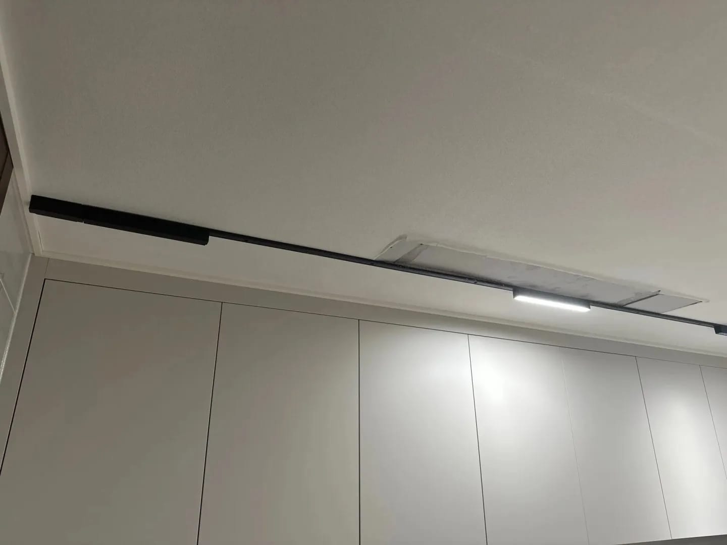 Customer photo review of Track Lighting for Living Room, Four Head Types, 5 to 20 W