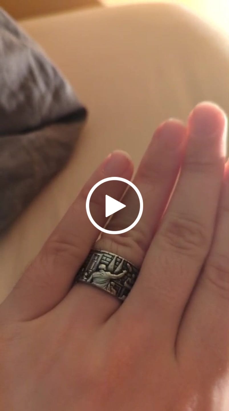 Customer video review of The "Farewell Kiss" Ring | Oxidized 925 Sterling Silver or Stainless Steel