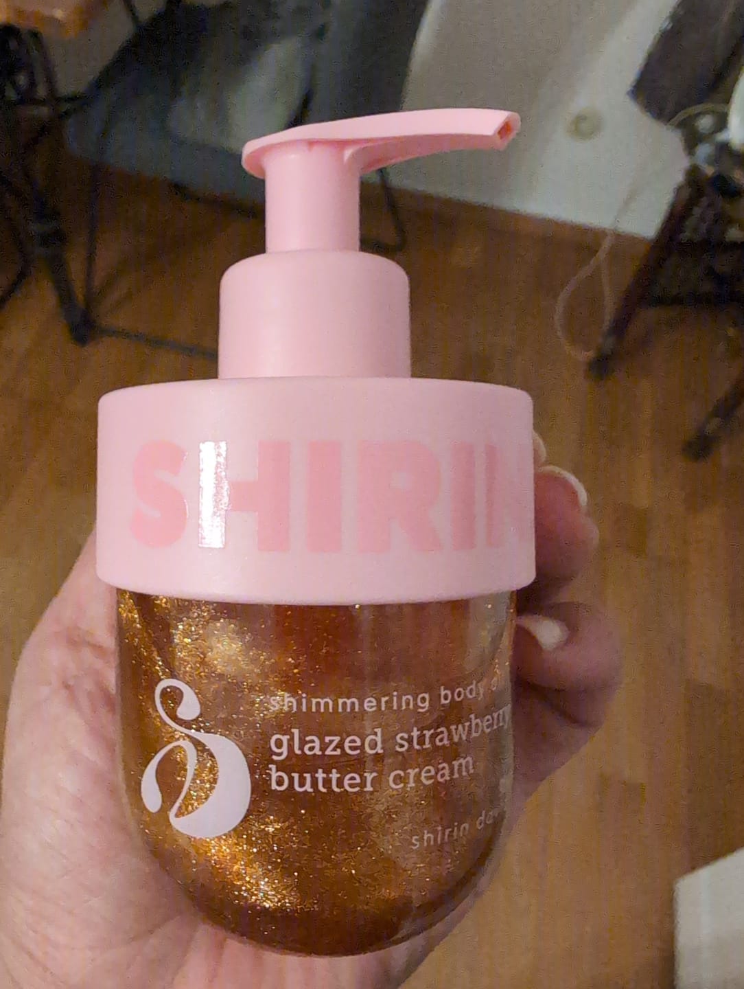 Customer photo review of Shimmering Body Oil Glazed Strawberry Butter Cream