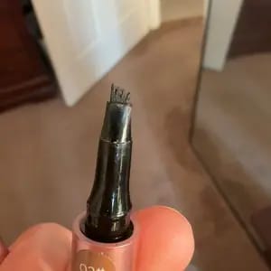 Customer photo review of Lunga Tenuta Matita Sopracciglia Impermeabile Effetto Naturale