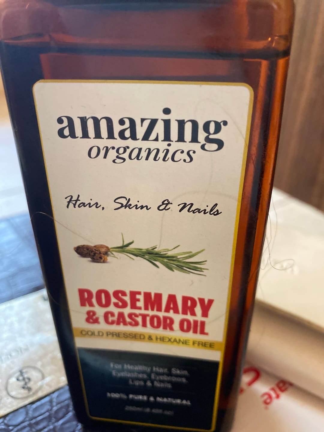 Customer photo review of Rosemary & Castor Hair Oil