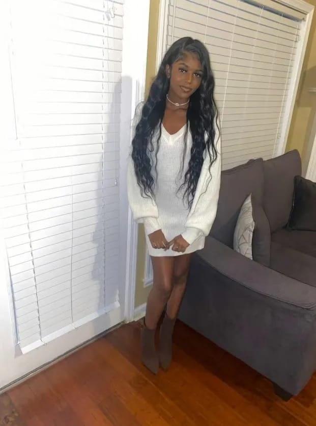 Customer photo review of Wave Goddess — Raw Peruvian 13x4/13x6 HD Lace Front Wig | Glueless, Wear & Go