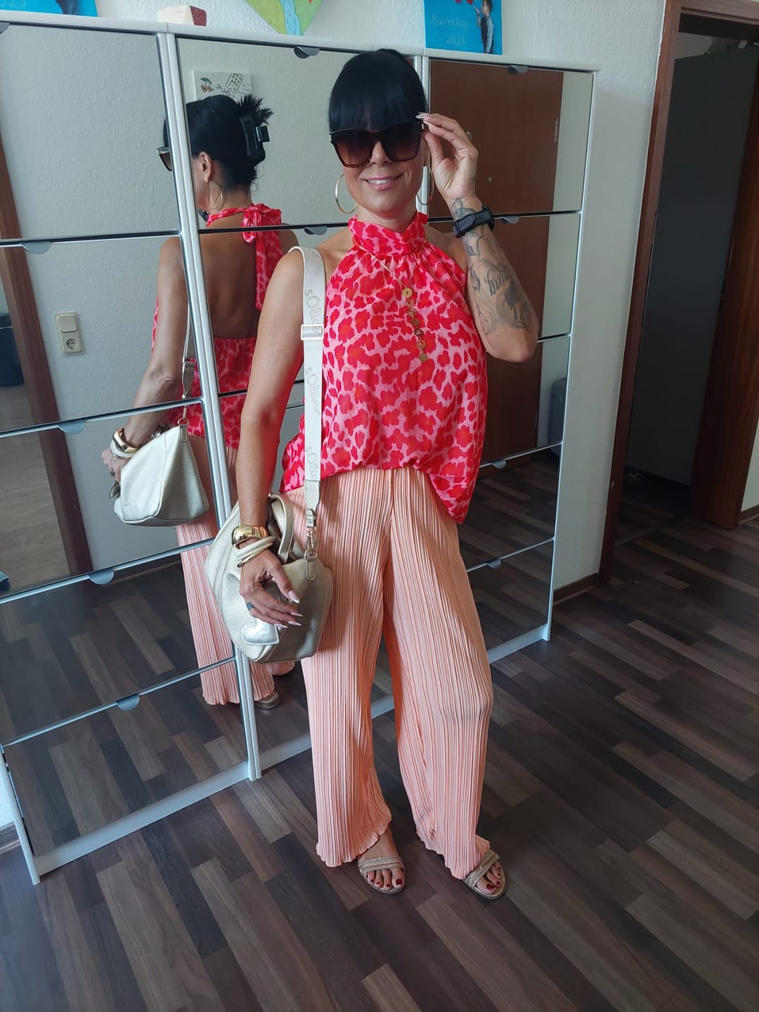 Customer photo review of Velours Hosenrock mit leichtem Schlitz chocolate