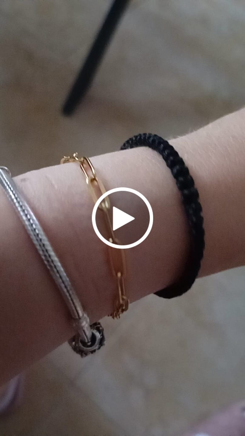 Customer video review of Pulsera Troya